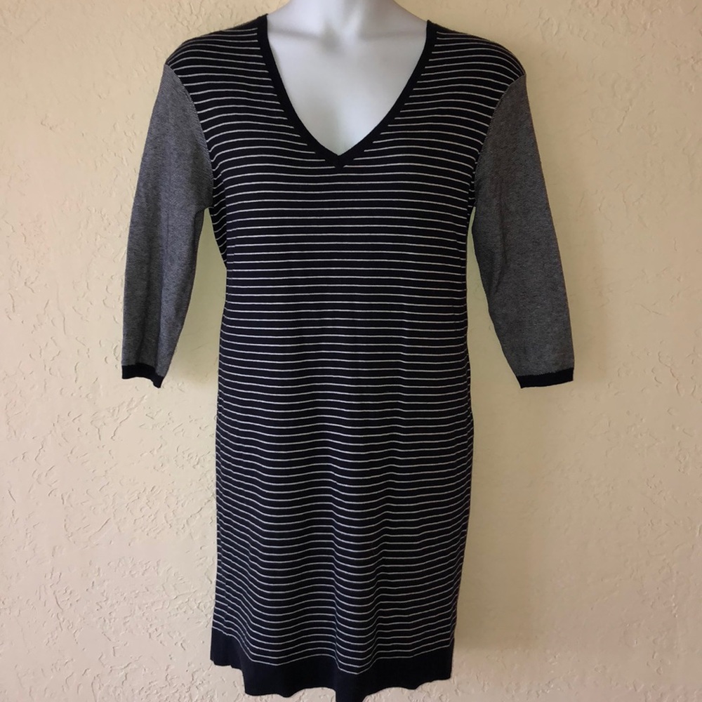 ANN TAYLOR navy white SWEATER DRESS- L